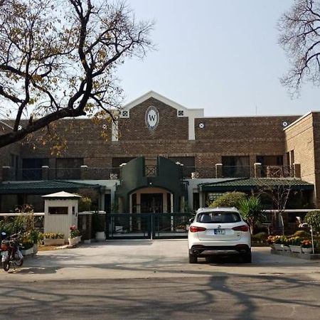 Welcome Guest House 이슬라마바드 외부 사진